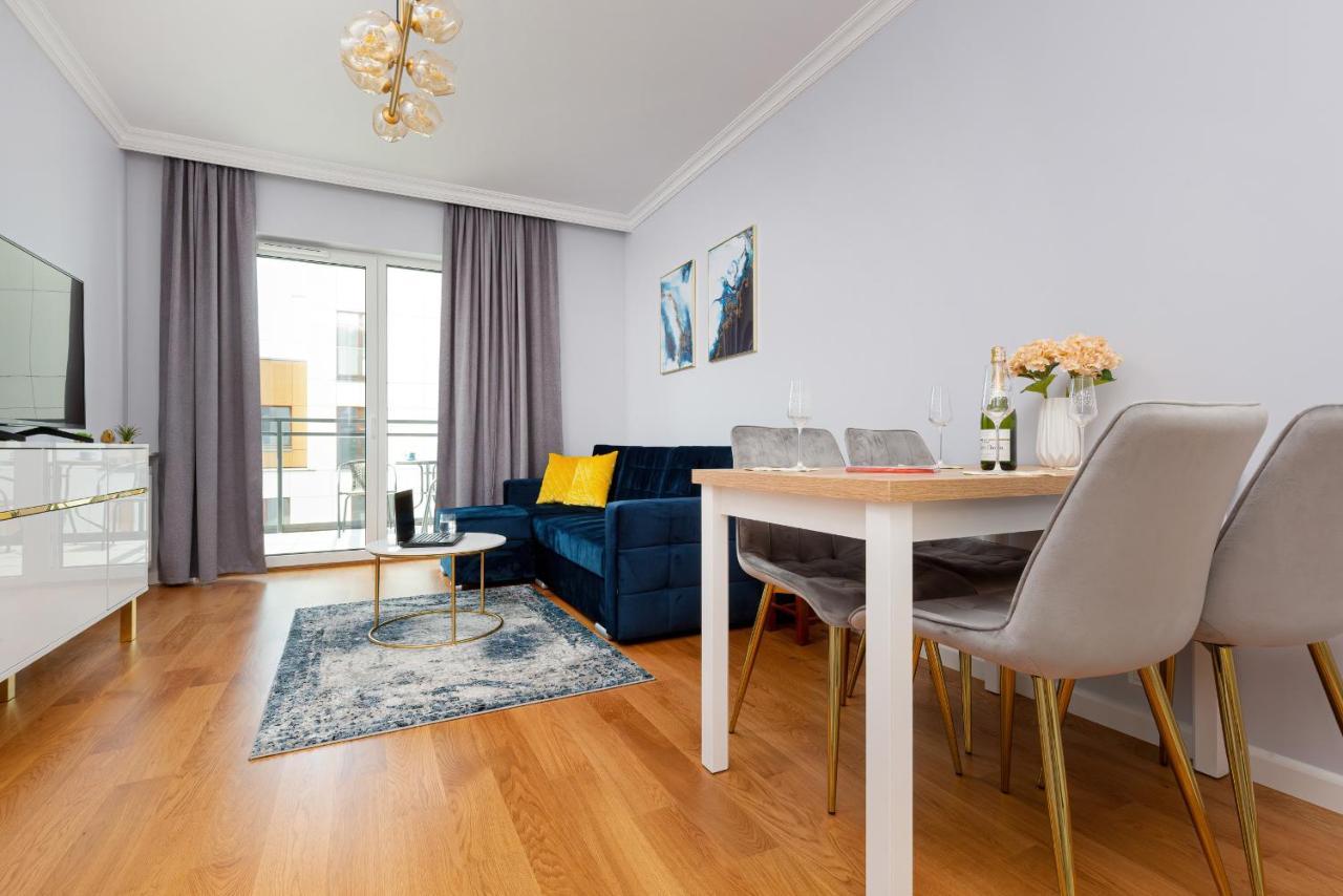 Apartament Dom Przy Okrzei By Renters Prestige Varsóvia Exterior foto