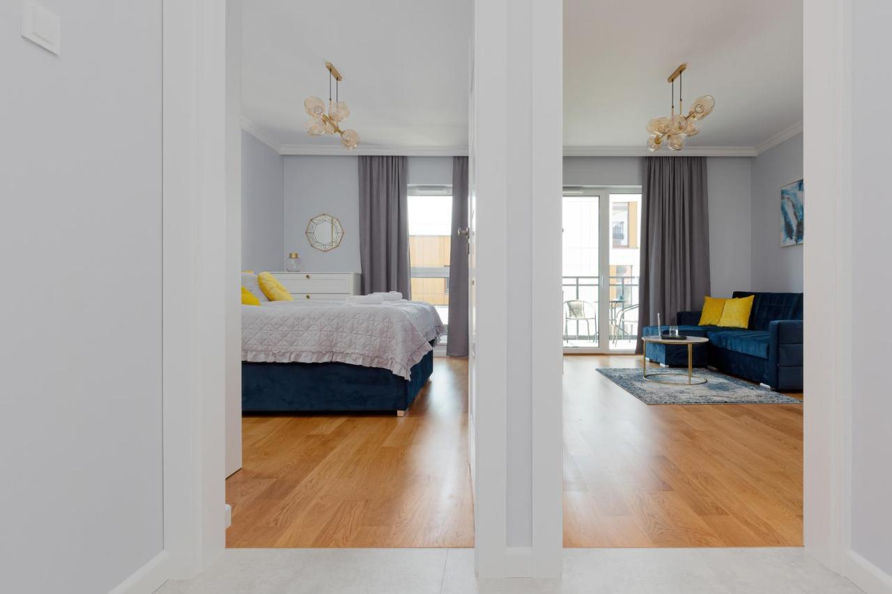 Apartament Dom Przy Okrzei By Renters Prestige Varsóvia Exterior foto